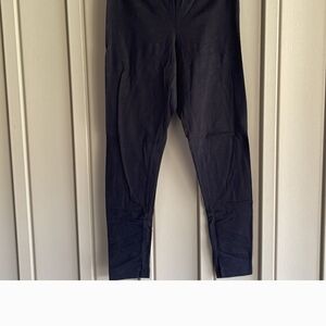 Lot Of 2 Old Navy Stretch Black And Gray Leggings